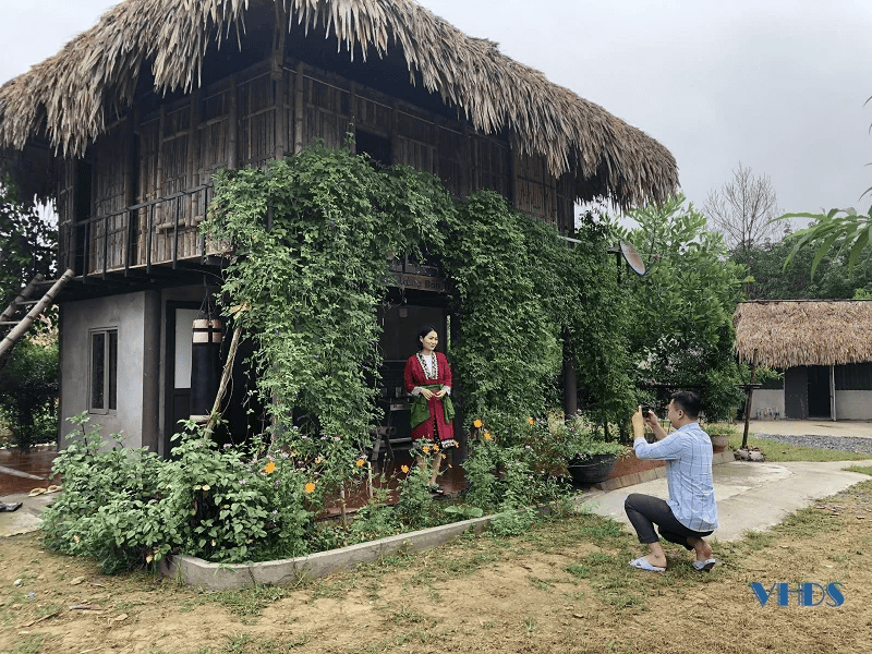 tại vườn rừng bản thổ