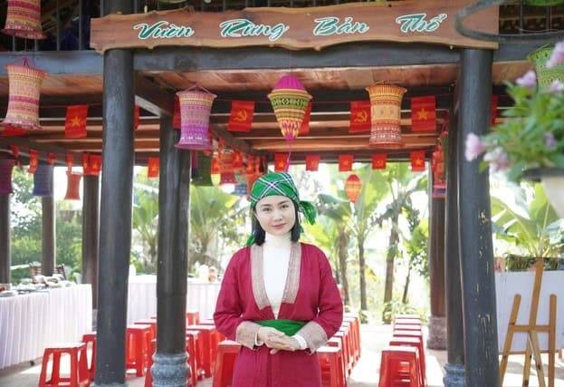 Nữ trí thức trẻ người Thổ Nguyễn Lê Ngọc Linh đặc biệt quan tâm đến việc bảo tồn và phát huy giá trị văn hóa truyền thống của đồng bào dân tộc thiểu số